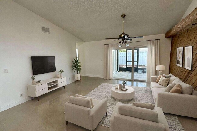 Building Photo - 7321 NW 38th Ct