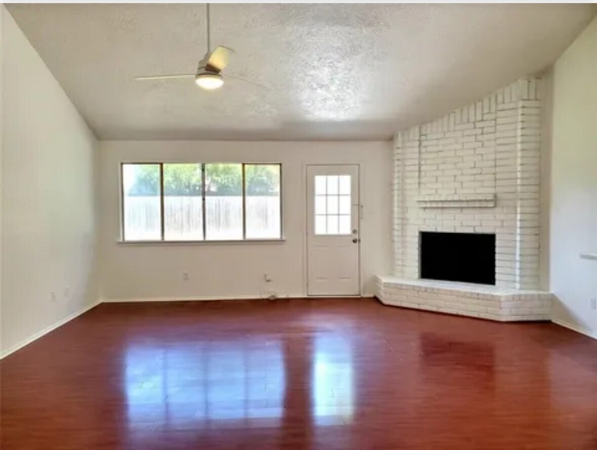 Living Room - 11918 Loveland Pass Dr