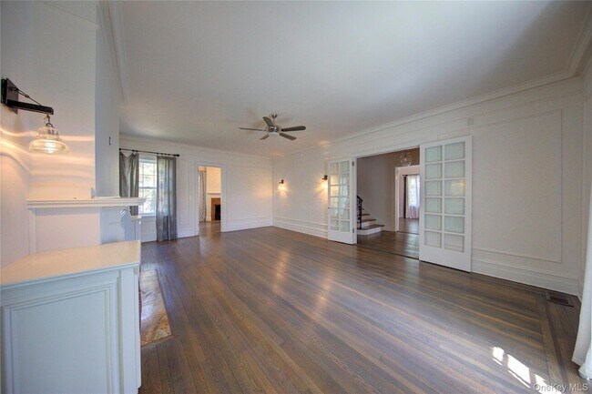 Building Photo - 159 Magnolia Blvd