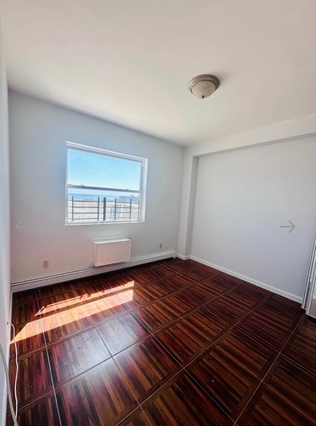 Building Photo - 88-02 Rockaway Beach Blvd