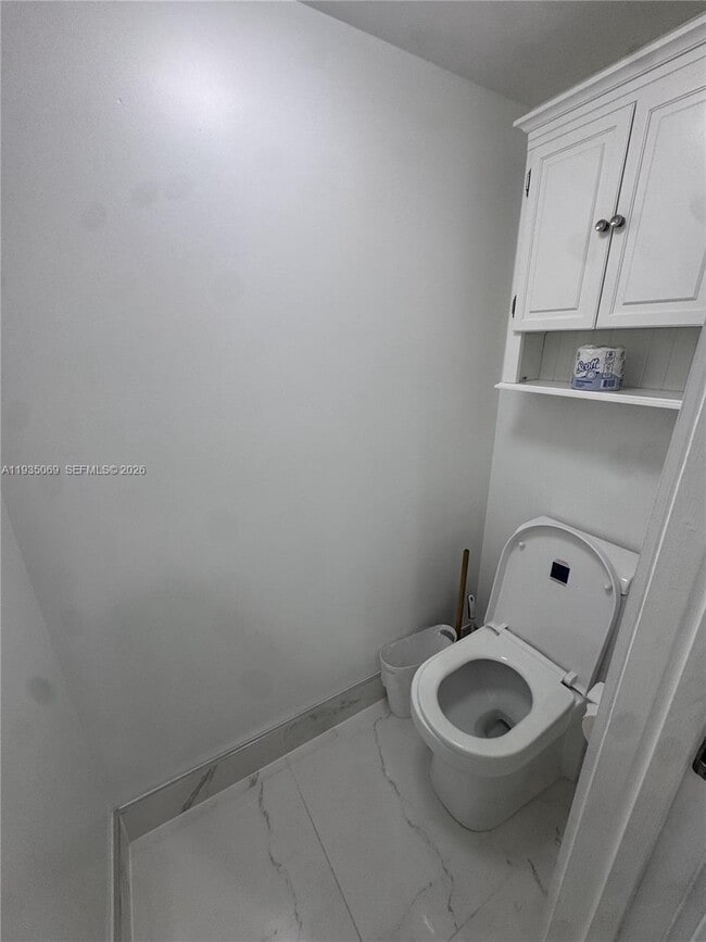 Building Photo - 1500 S Ocean Dr