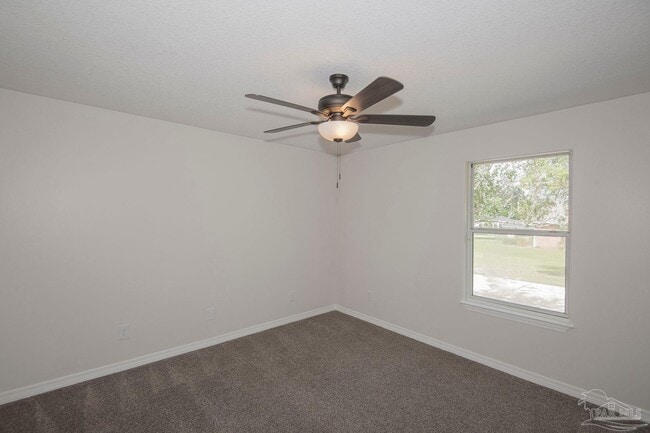 Building Photo - 5490 Oakmont Dr