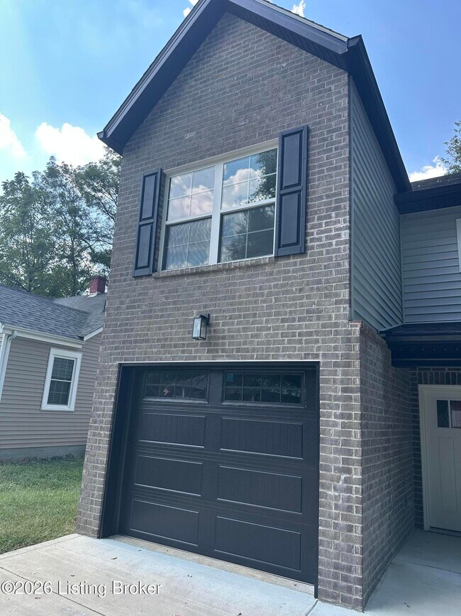 Building Photo - 114 N Elm Grove Ave