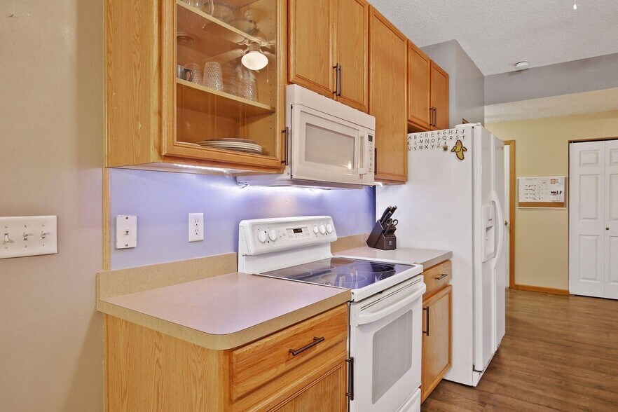 Building Photo - 17083 Encina Path