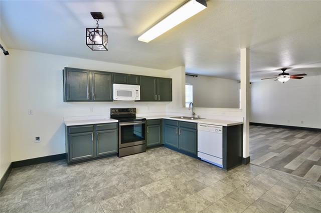 Building Photo - 703 Moss Glen Trail