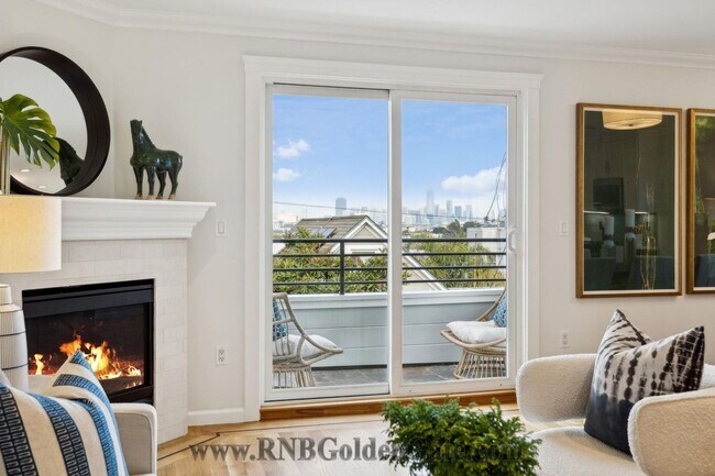 Building Photo - Gorgeous 3 bedroom, 2 and a half bathroom condo in Bernal Park for rent!