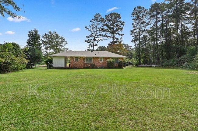 Building Photo - 1457 Columbia Hwy N