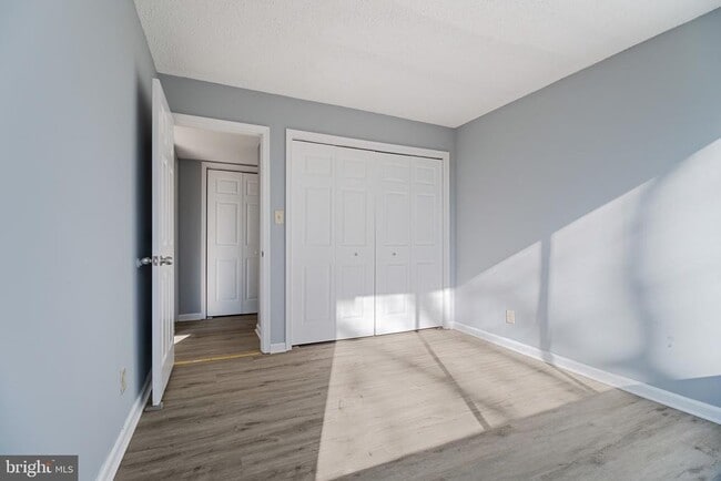 Building Photo - 1822 Metzerott Rd