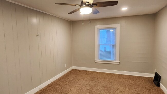 Building Photo - Three Bedroom Single Family Home in Olean NY! Remodeled and in Beautiful, Clean, and Move in Read...