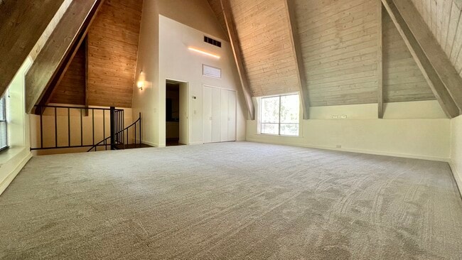 Tower Bedroom - The Exchange