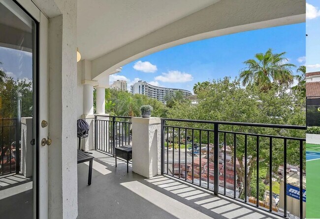 Building Photo - Gorgeous 2 bedroom 2 bath In Aventura on the Intercoastal
