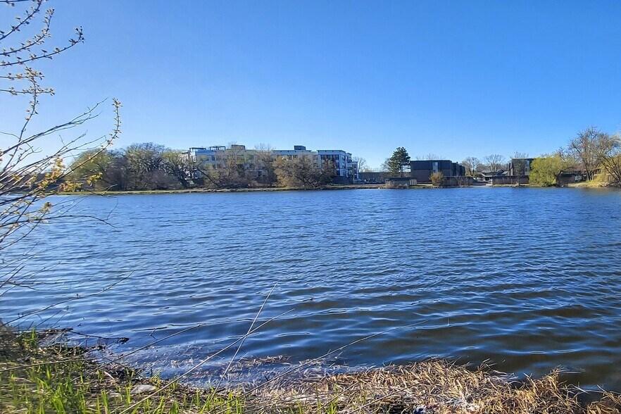 Robin Court 4400 45th Ave N Minneapolis MN 55422 Apartment Finder