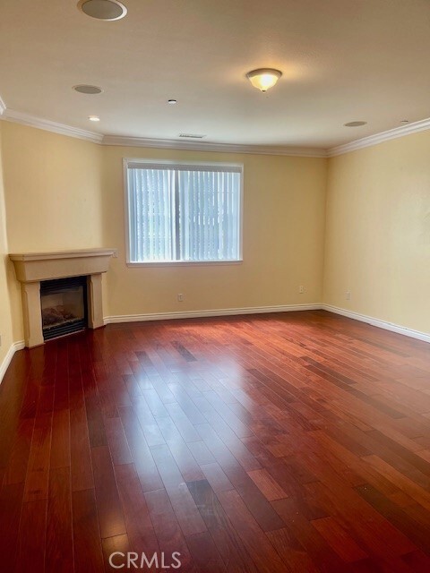 Building Photo - 1211 Chesapeake Dr