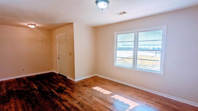 Building Photo - 2783 Browntown Rd NW