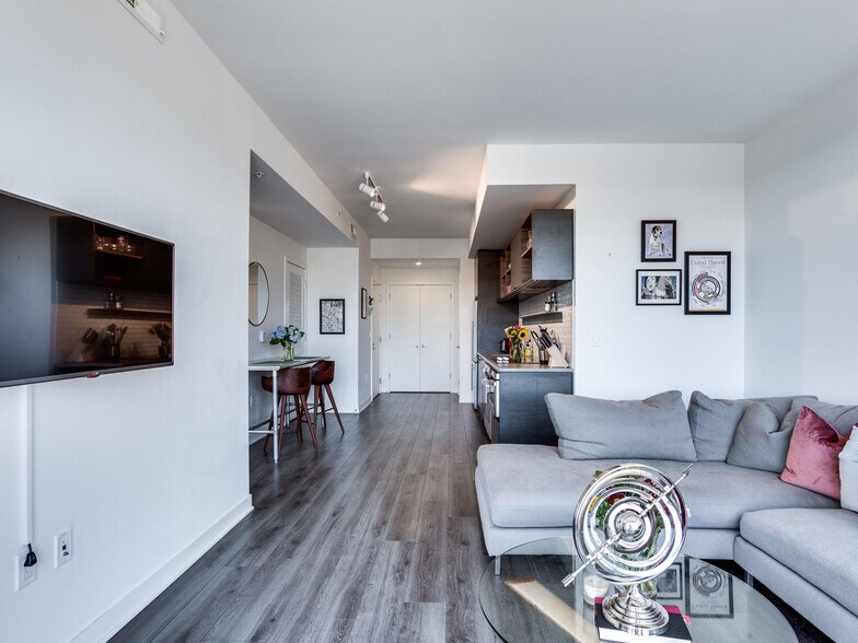 Building Photo - 2030 8th St NW