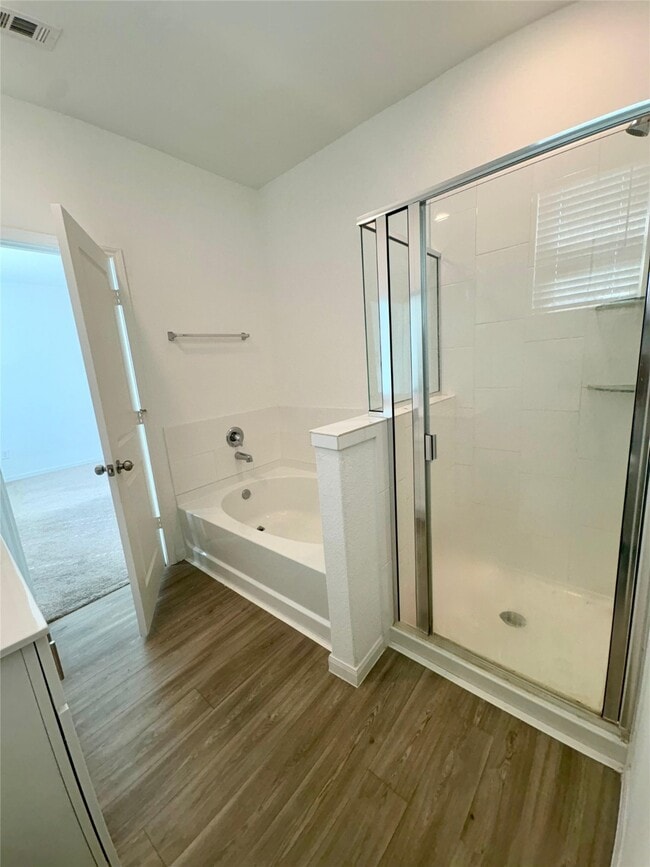 Building Photo - 1309 Grass Bnd Dr