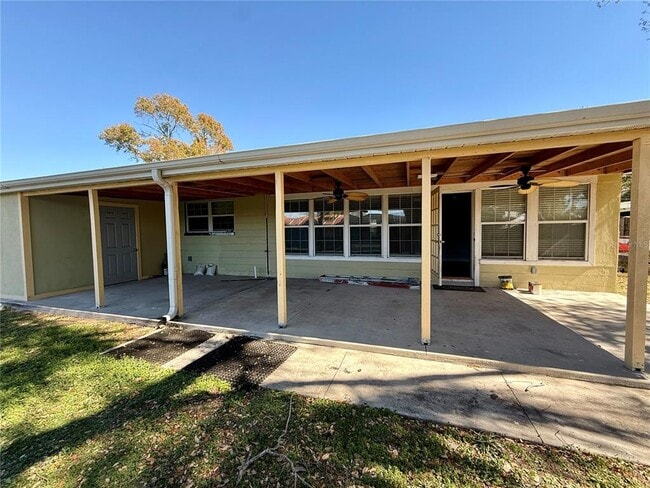 Building Photo - 4313 S Hubert Ave