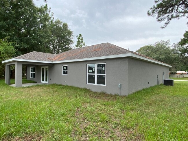 Building Photo - Will NOT be ready to show until. MID OCTOB...