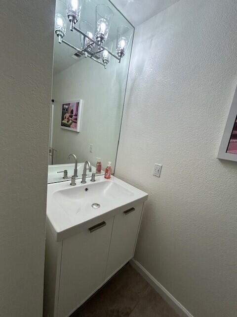 Building Photo - 685 N Ashurst Ct