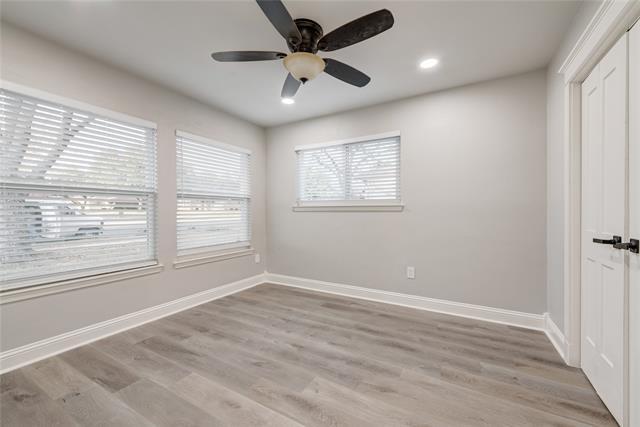 Building Photo - 227 Carolyn Dr