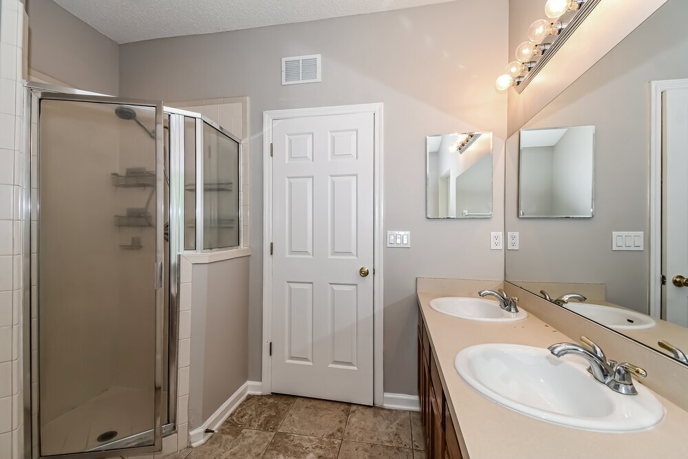 Building Photo - 2741 Acorn Park Dr N