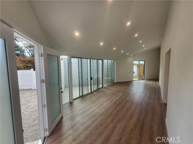 Building Photo - 2534 Community Ave