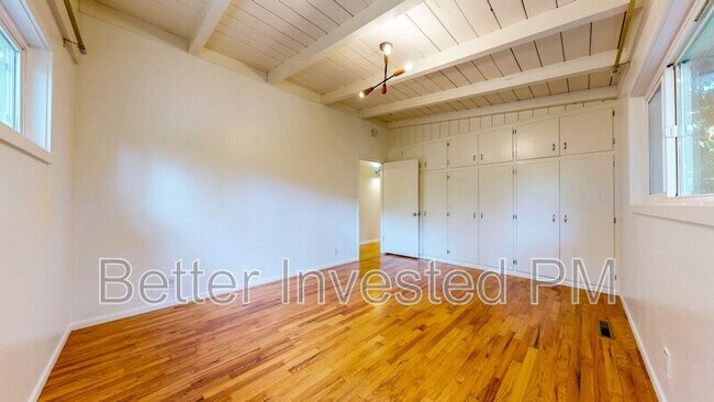 Building Photo - 4230 Mt Taylor Dr