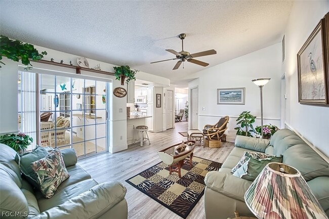 Building Photo - 5036 SW 9th Pl