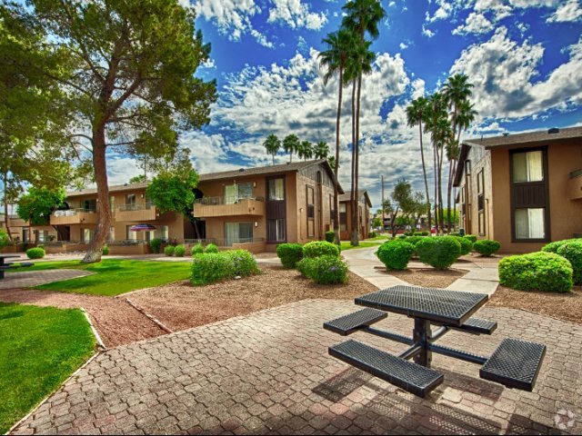 Building Photo - Tempe Park Place