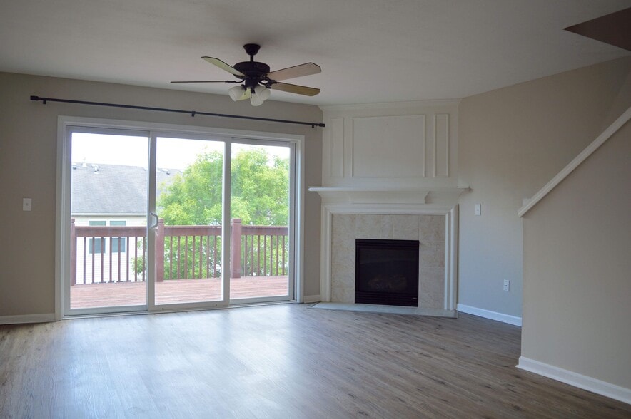 Building Photo - 5432 N Hickory St