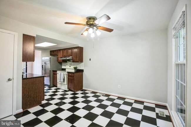 Building Photo - 4419 Chase Park Ct