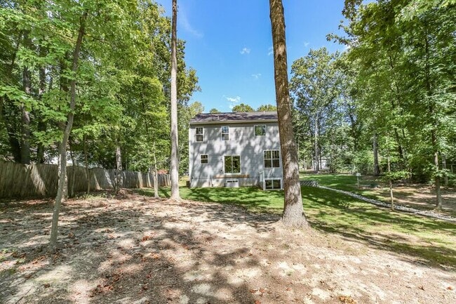 Building Photo - 11802 Wilderness Park Dr
