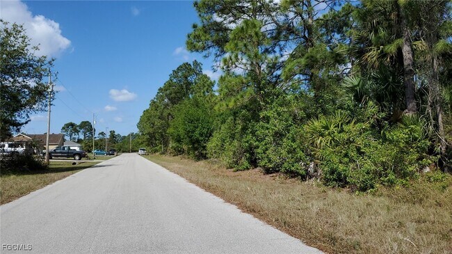 Building Photo - 1125 Copley St E