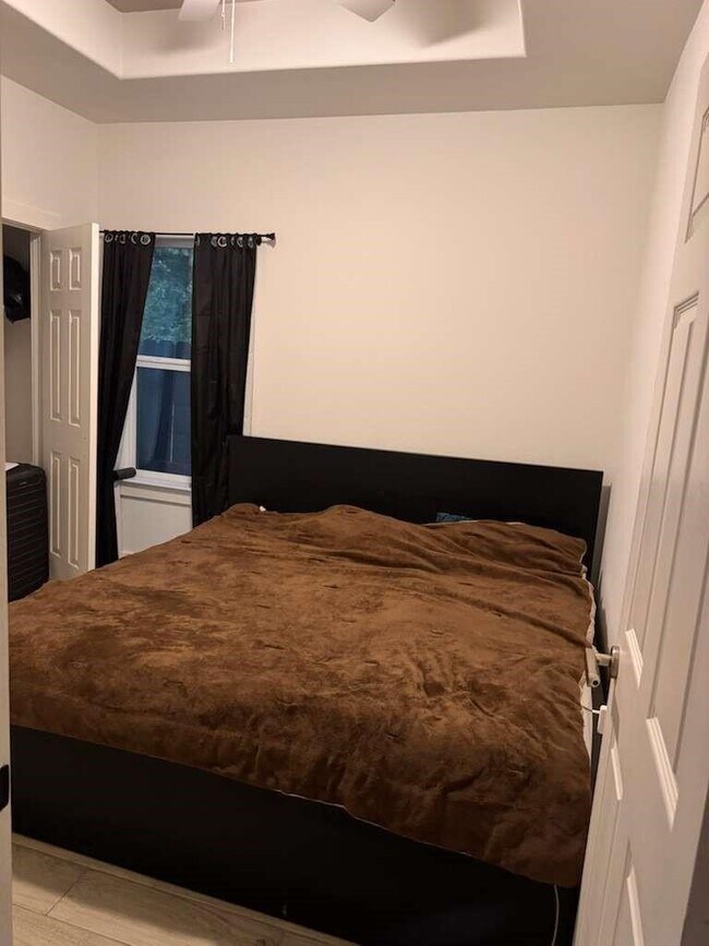 Building Photo - 7803 Jester St