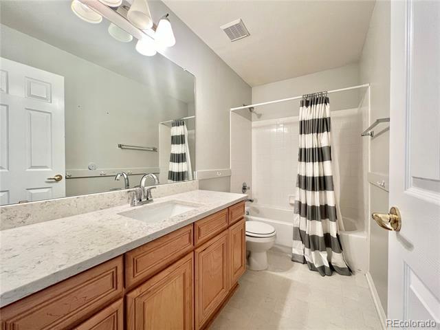Building Photo - 5492 S Sicily Way