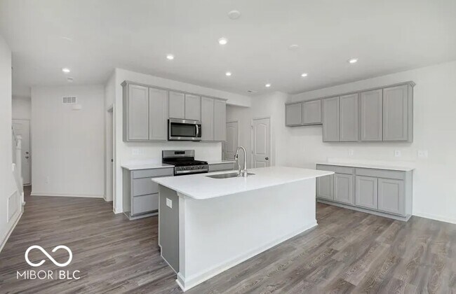 Building Photo - 3242 Arabian Ln