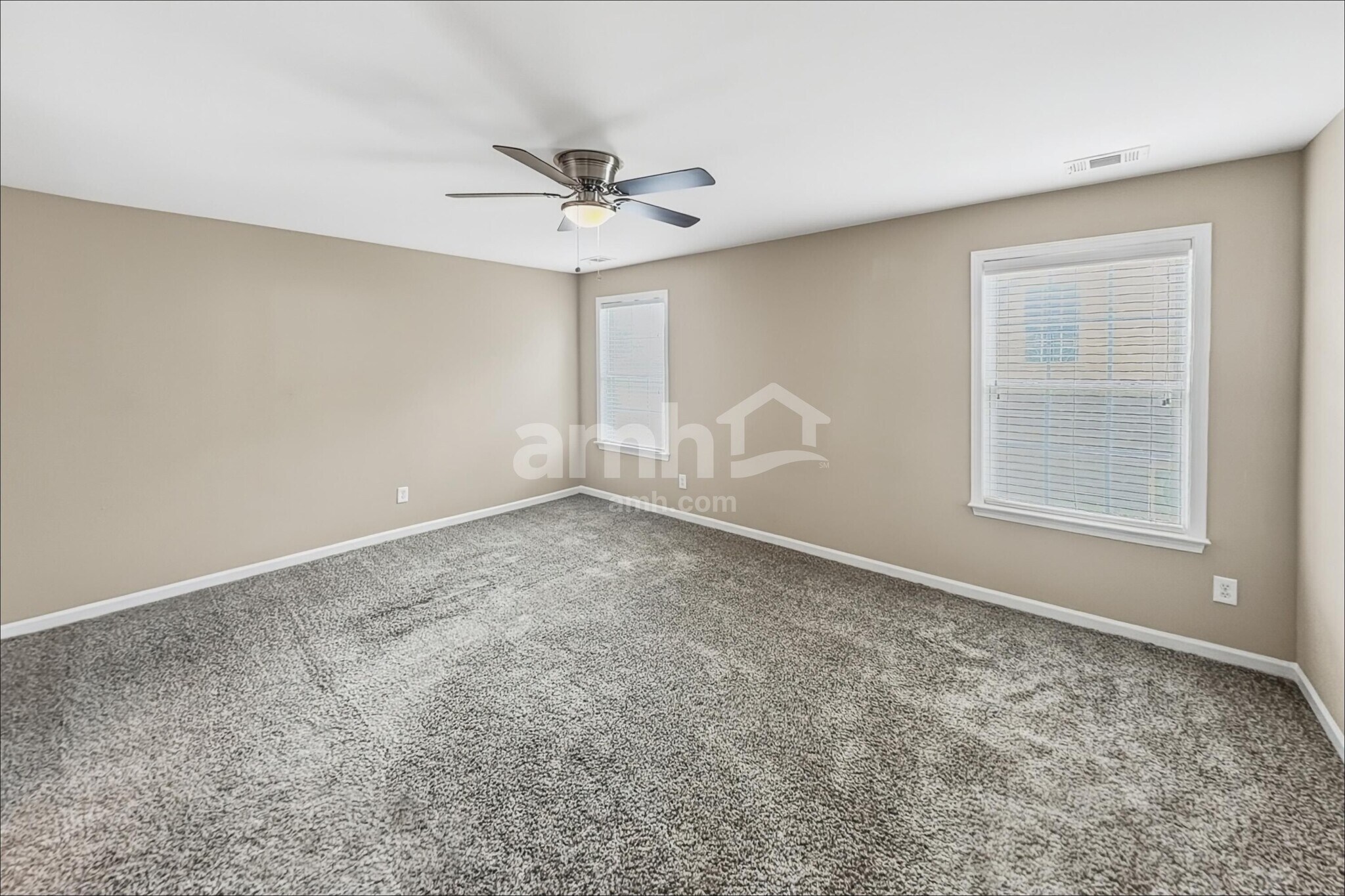 Building Photo - 1830 Madrid Falls Dr
