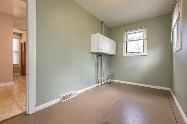 Building Photo - 2636 Fulton St