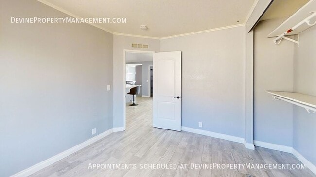 Building Photo - 15130 Chevy Ln