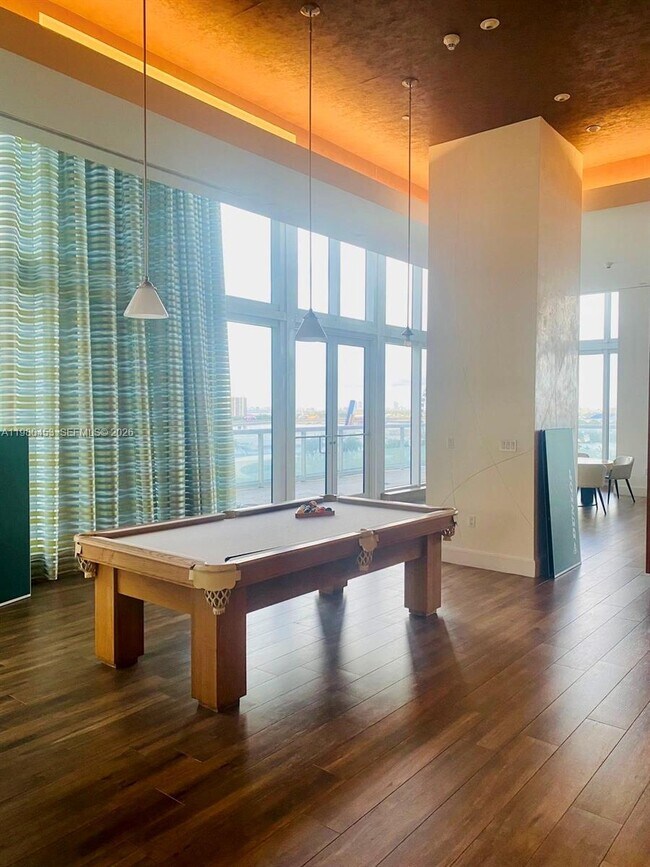 Building Photo - 50 Biscayne Blvd