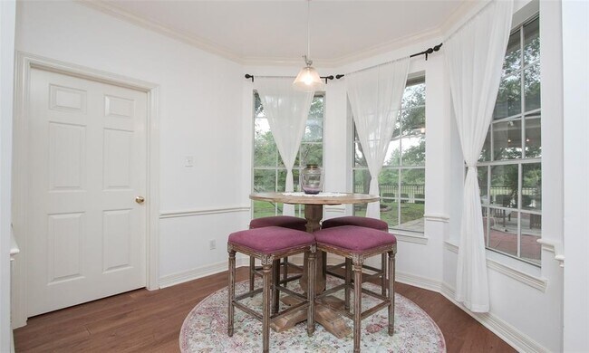 Building Photo - 12123 Mill Stream Way