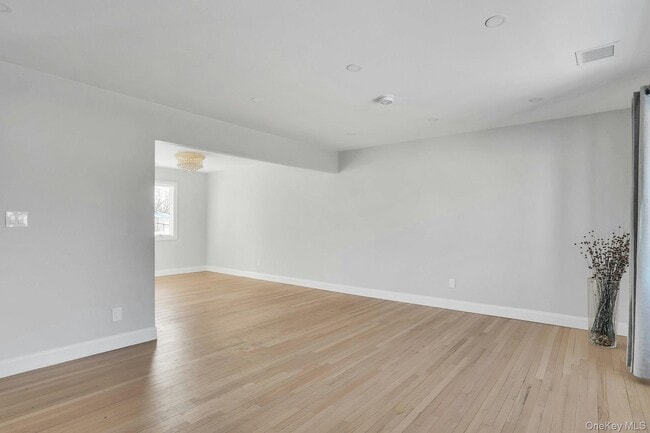 Building Photo - 89 Harvest Ln