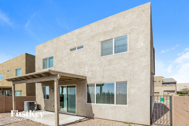 Building Photo - 240 Imperial Ct
