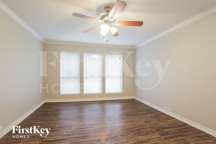Building Photo - 8747 Summit Pines Dr