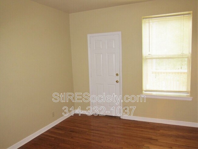 Building Photo - 3827 Shenandoah Ave