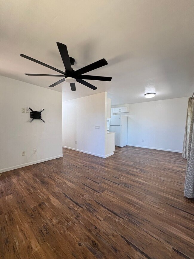 Building Photo - 91-1040 Kaiau Avenue 12D