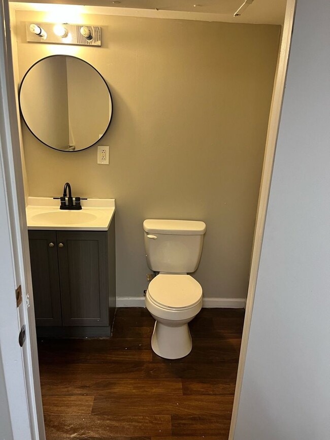 Building Photo - Affordable 3 Bedroom Home AVAILABLE NOW!