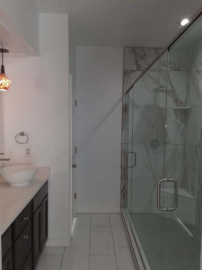 Building Photo - Corner Lot Home in Gated Santa Teresa