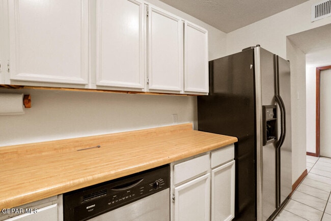 Building Photo - 3224 Isla Banderas Way