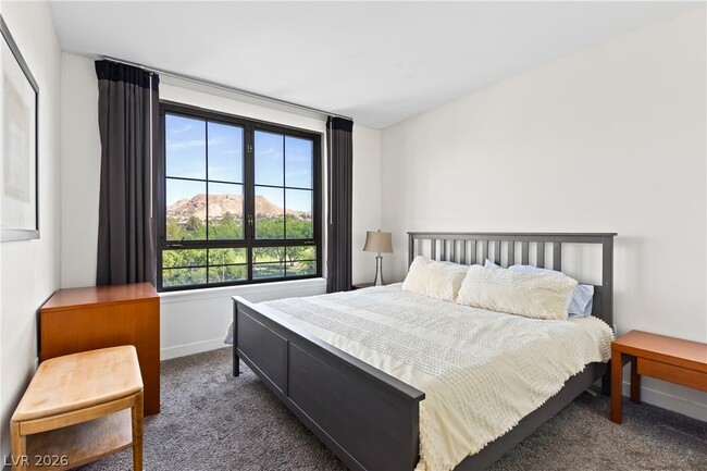 Building Photo - 29 Montelago Blvd